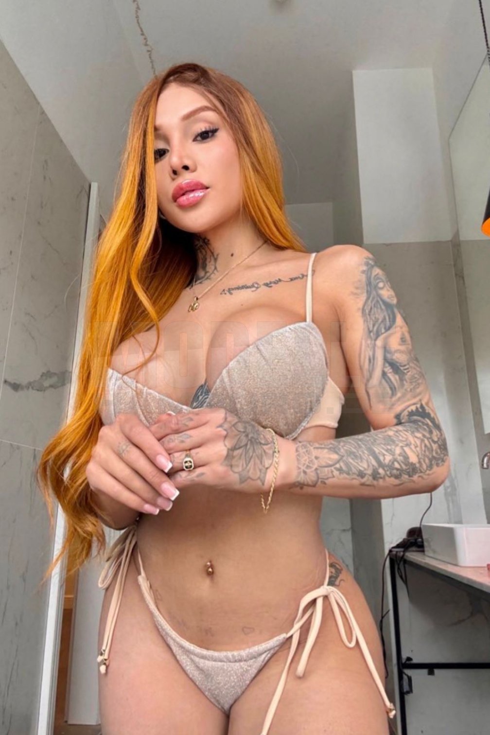 Sophimelxox, 21, 165cm, 64kg, 75 D