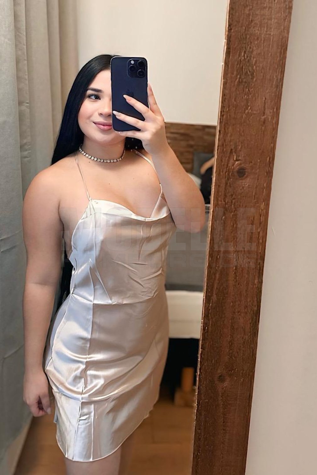 Janna, 21, 160cm, 59kg, 75 B