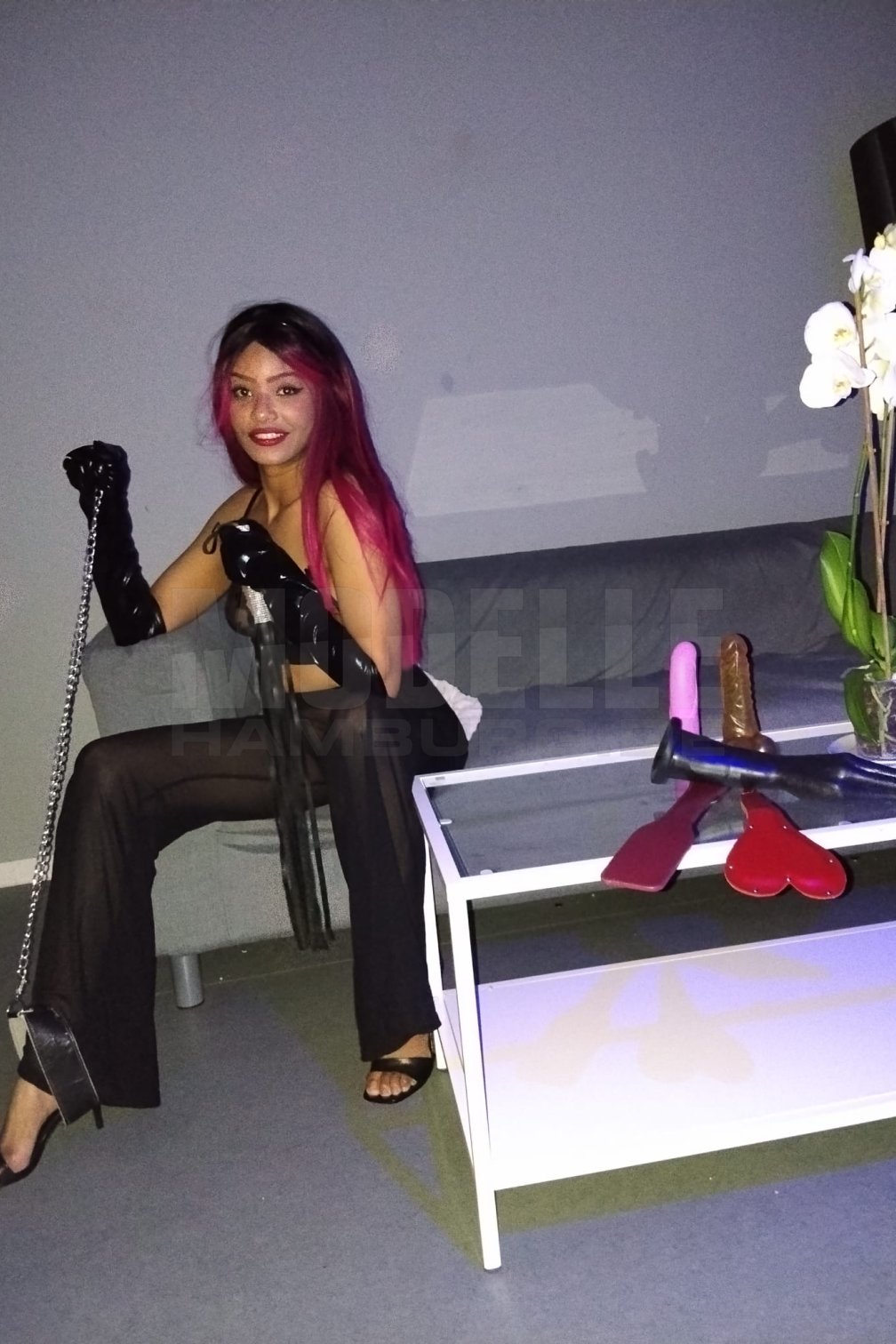 Roxy, 26, 163cm, 62kg, 75 C