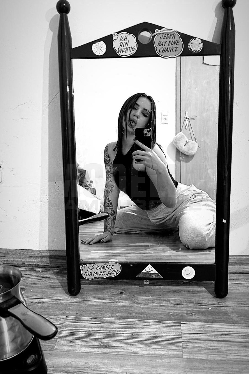 Sofie, 18, 160cm, 50kg, 75 B