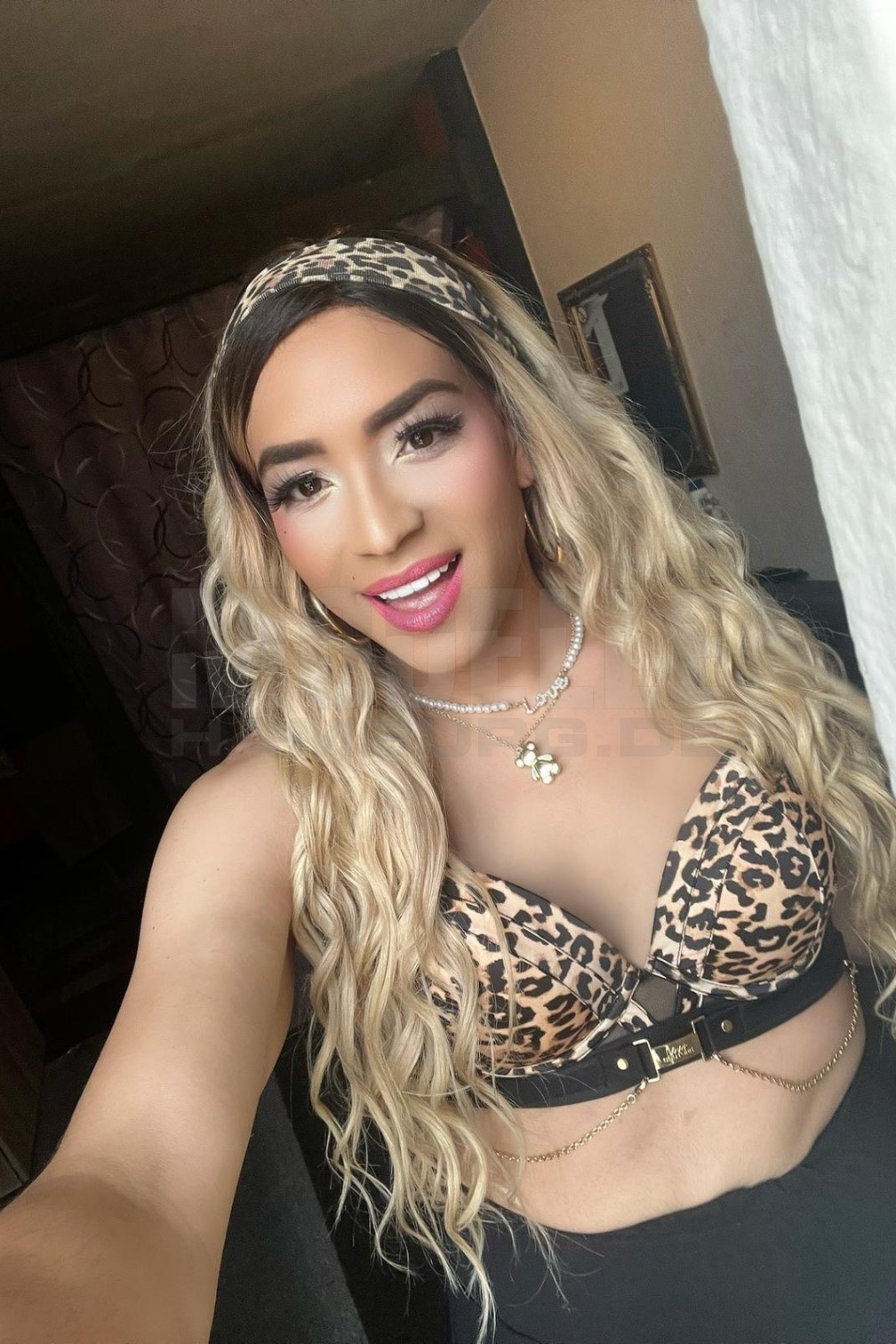 Ts bomba, 27, 172cm, 70kg, 75 C