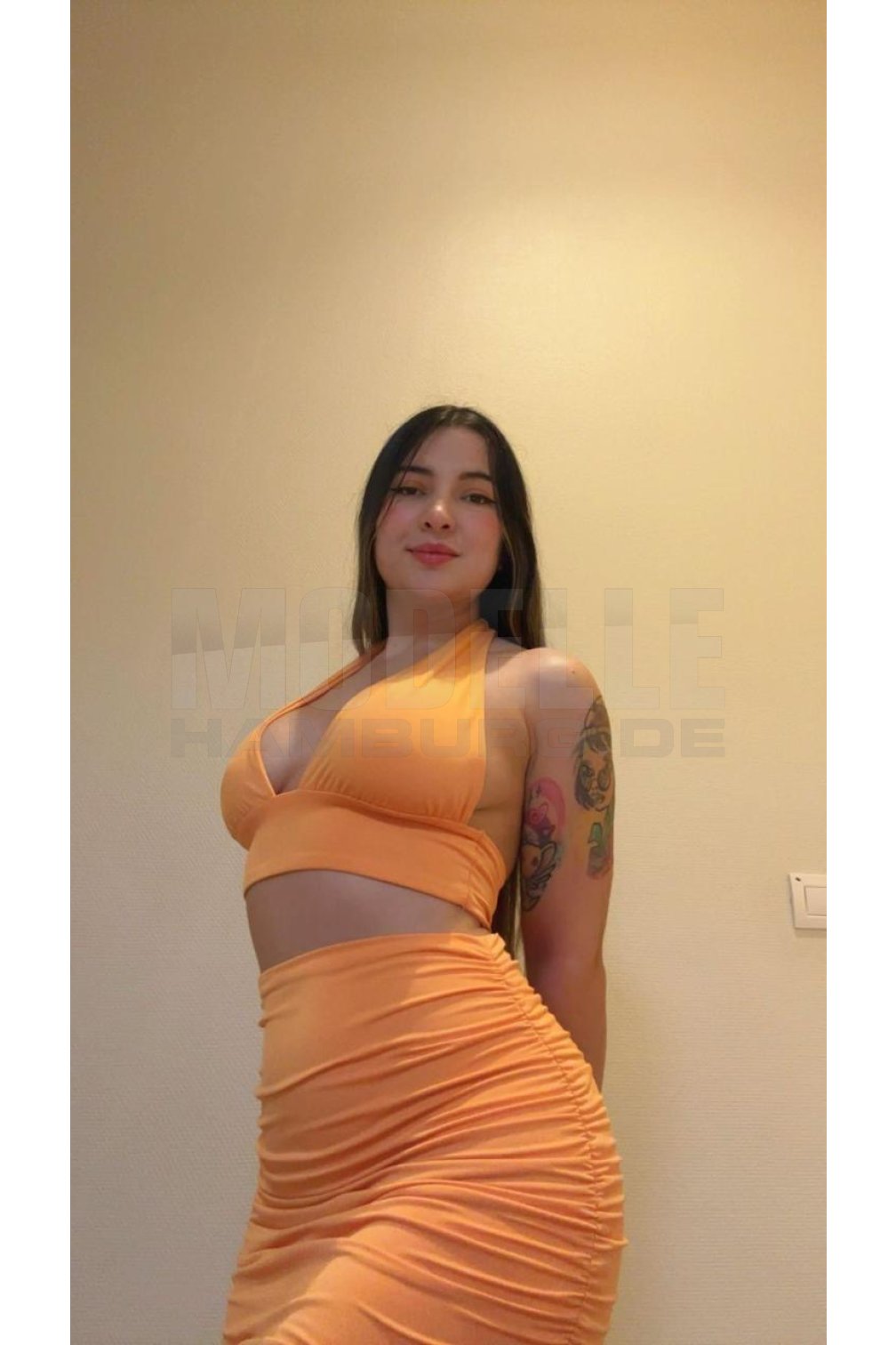 Kendal, 26, 170cm, 65kg, 70 C