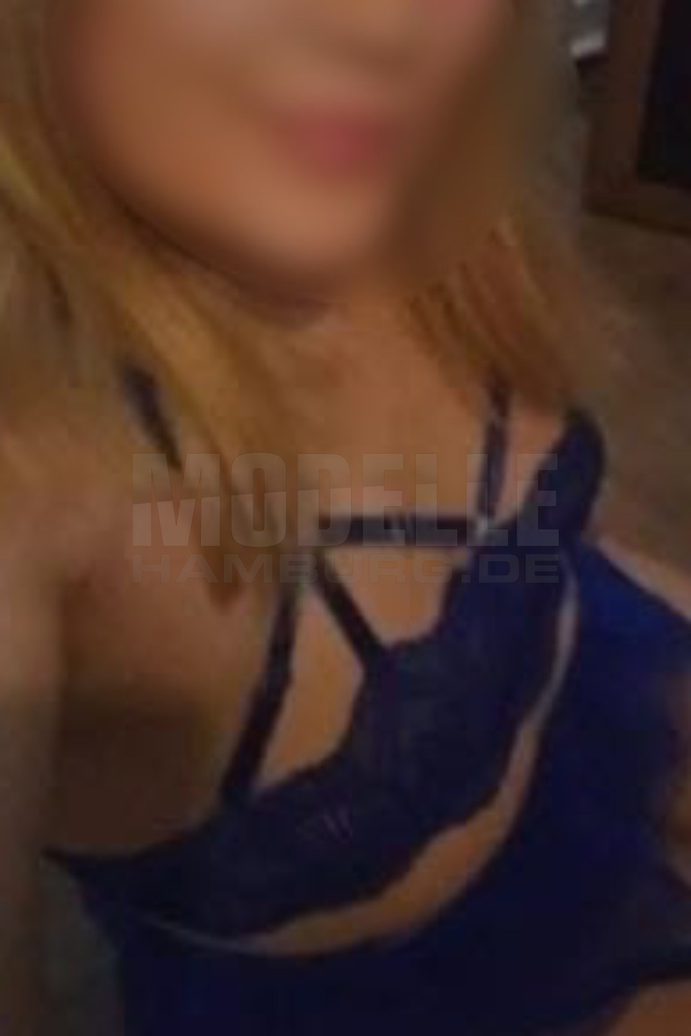 Ylona Neu, 27, 162cm, 58kg, 75 B