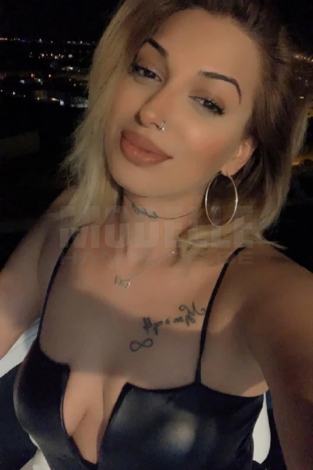 Soraya, 25, 175cm, 70kg, 85 B