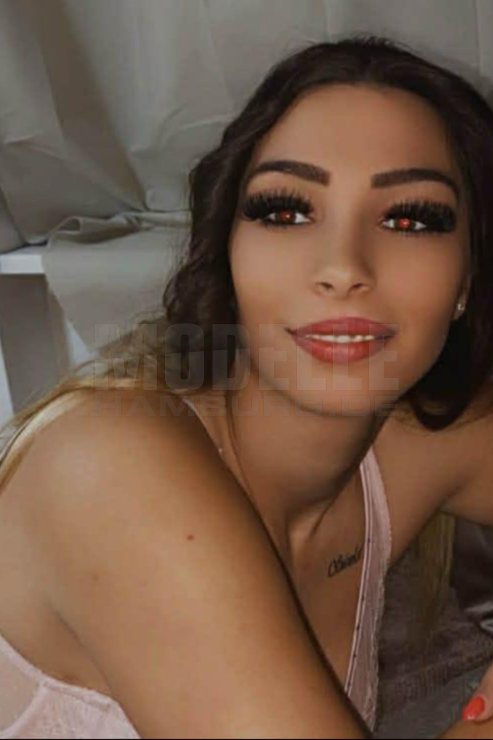 Emma, 23, 165cm, 65kg, 75 C