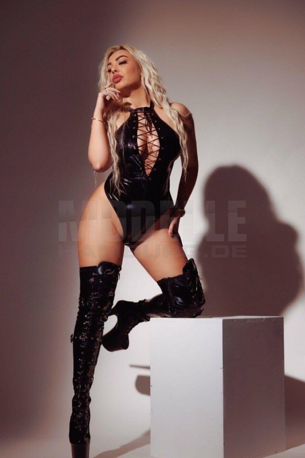 SASHA PARTY GIRL, 29, 165cm, 65kg, 80 D