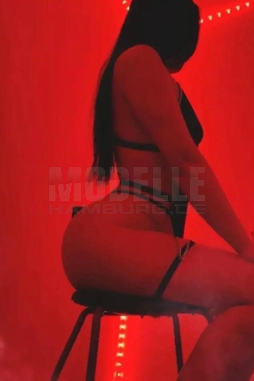 Anne, 20, 162cm, 58kg, 70 C