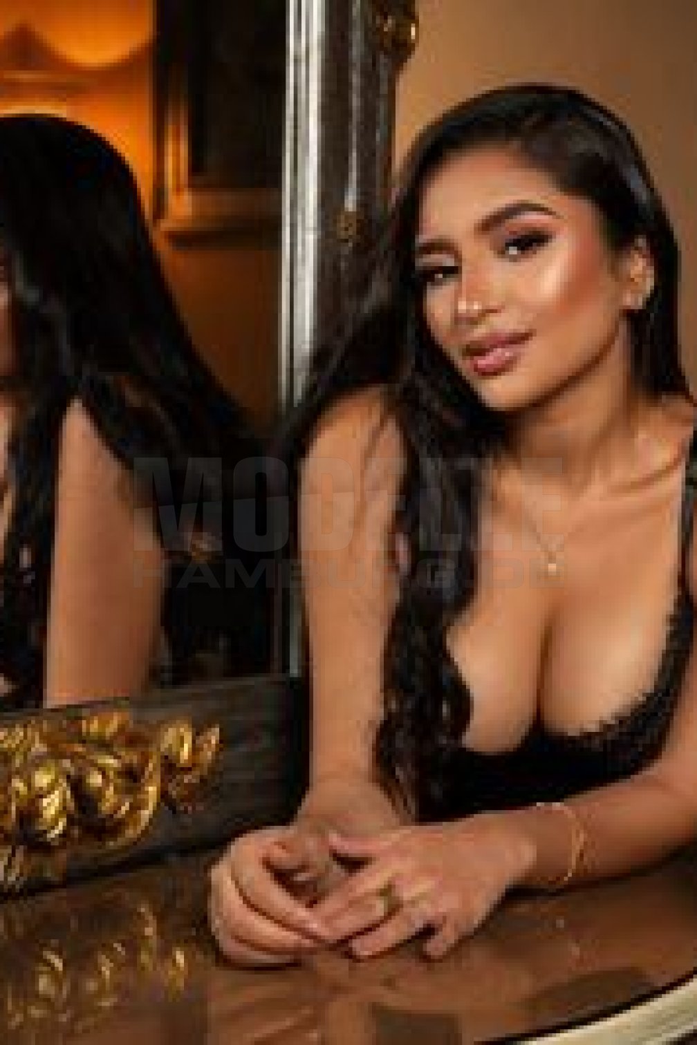 Elif Party, 25, 167cm, 64kg, 80 C