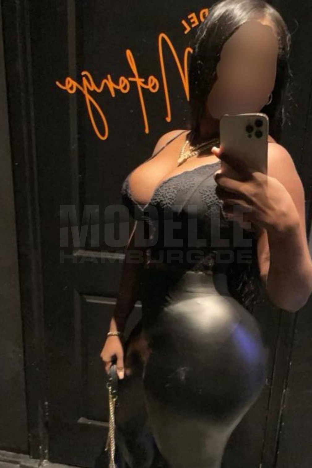 Deliana, 35, 169cm, 64kg, 75 D