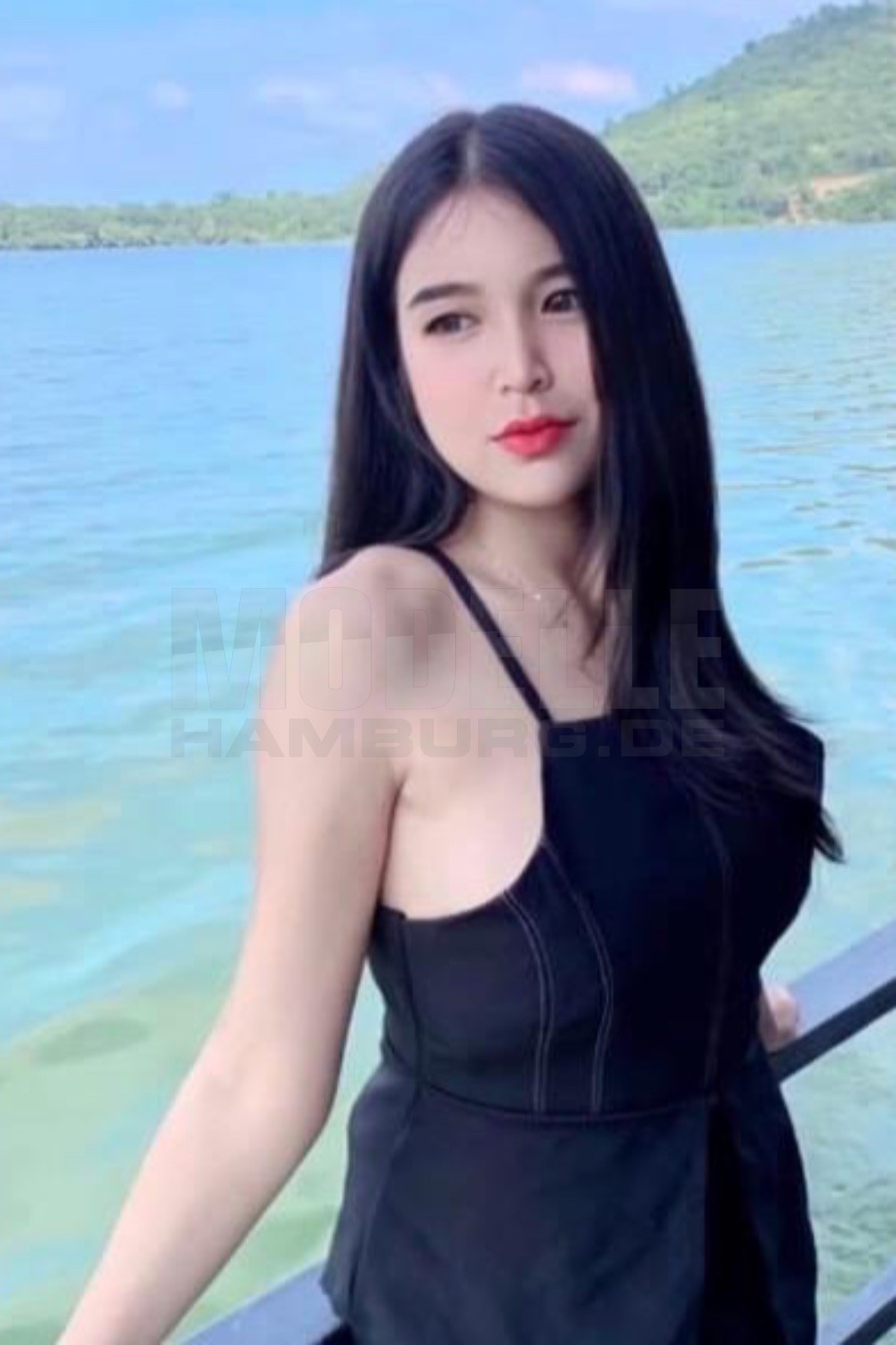 Asia Girl Lili, 21, 163cm, 48kg, 75 C