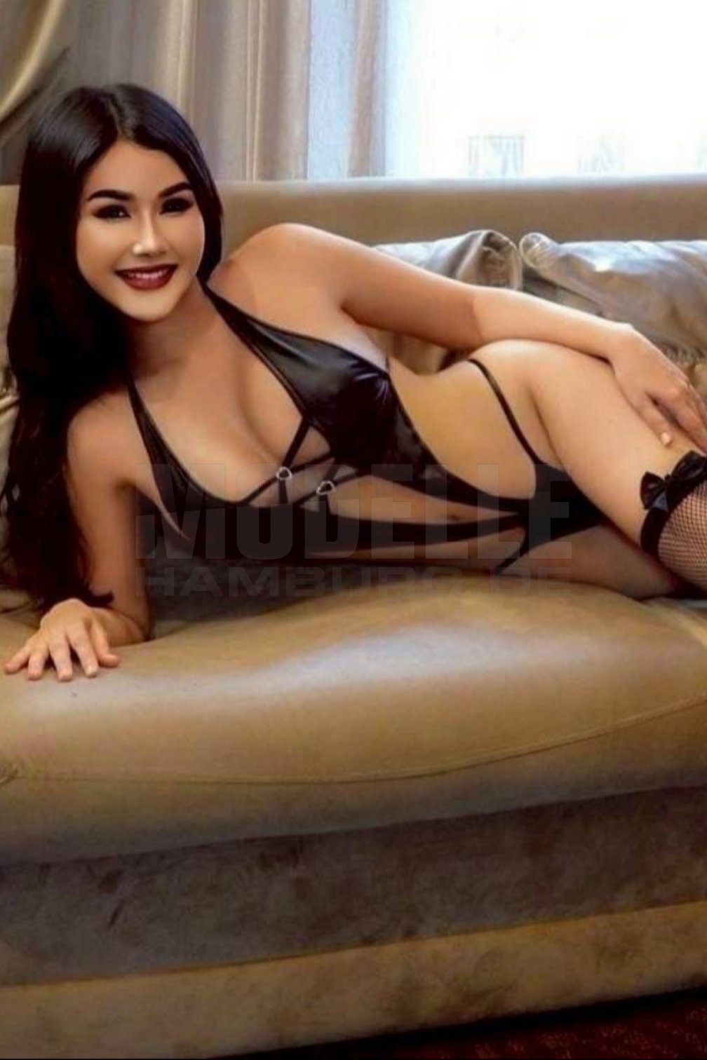 Ticha Top Massage, 33, 160cm, 60kg, 75 C