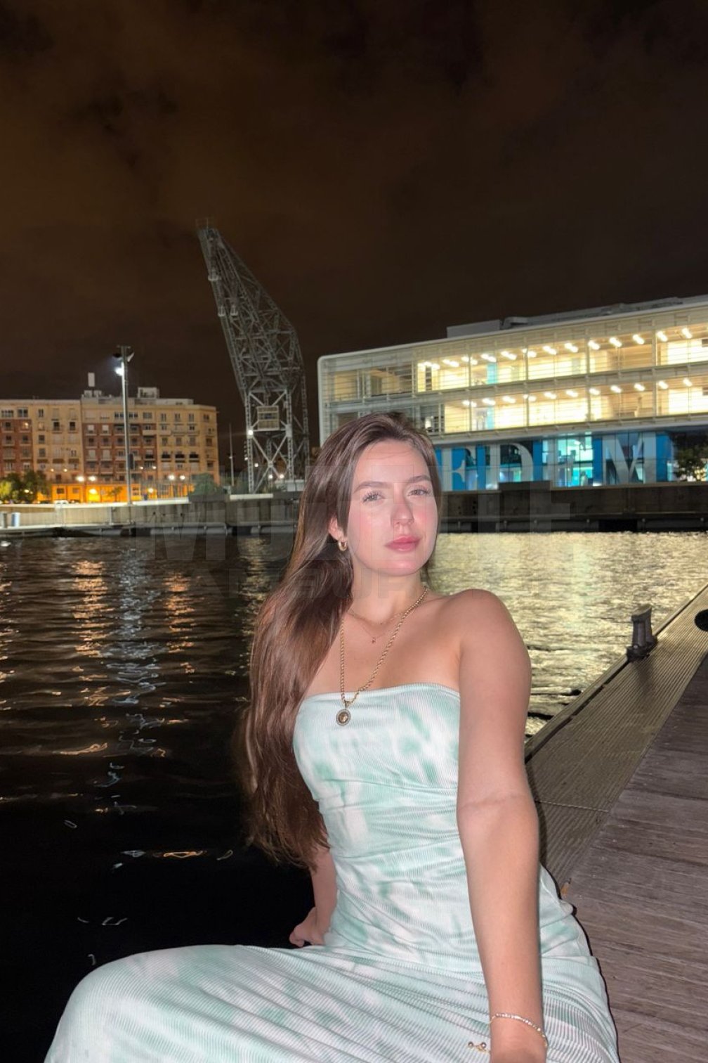 Vivian, 23, 155cm, 45kg, 75 A