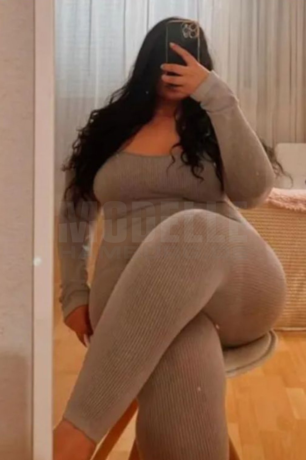 Layla Booty Queen, 26, 173cm, 86kg, 75 D