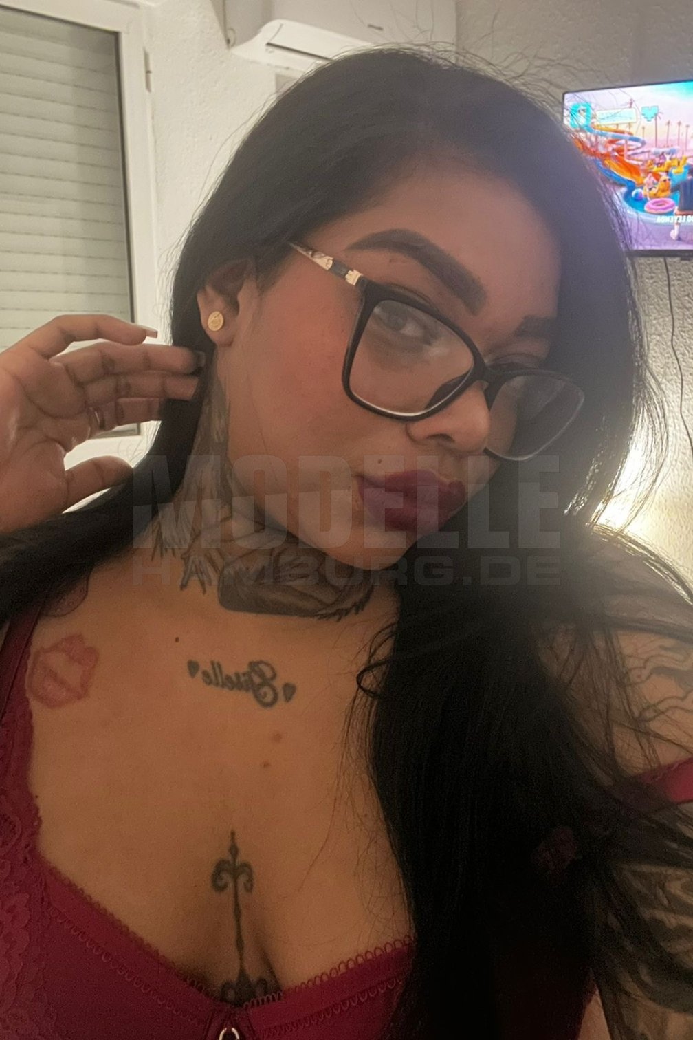 Cloe, 26, 163cm, 65kg, 75 C