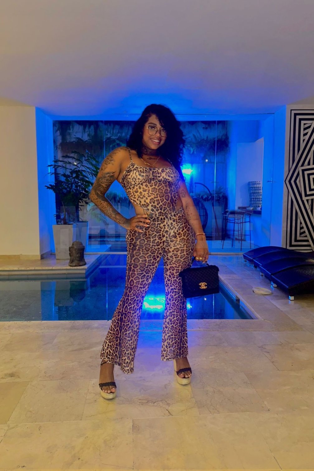 Cloe, 26, 163cm, 65kg, 75 C