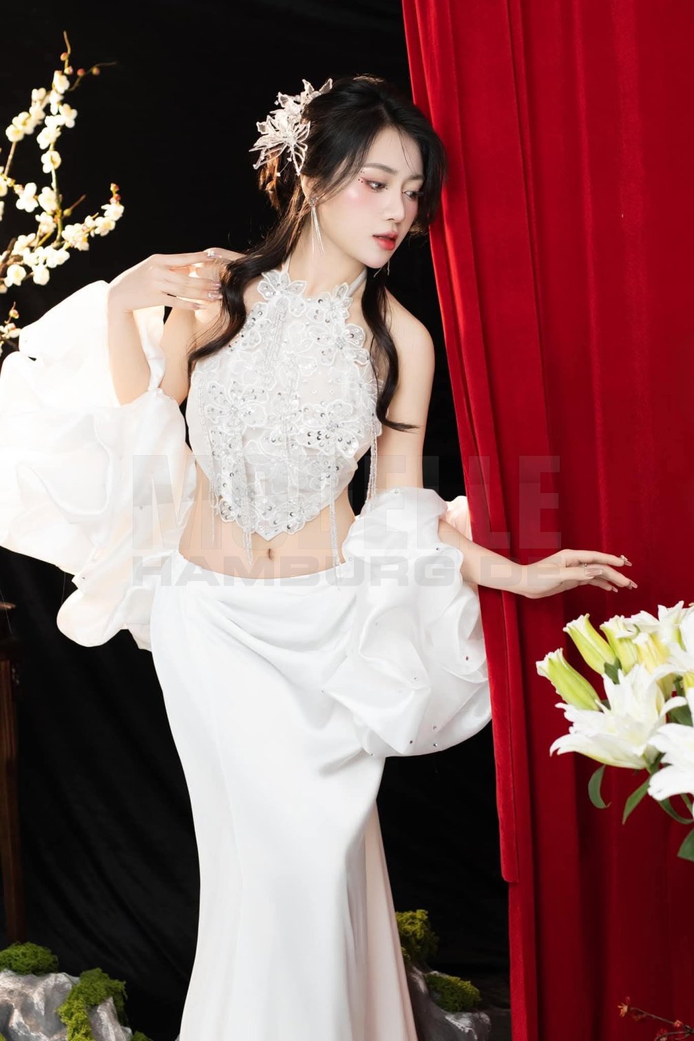 Asia Girl MiuMiu, 23, 160cm, 58kg, 75 C