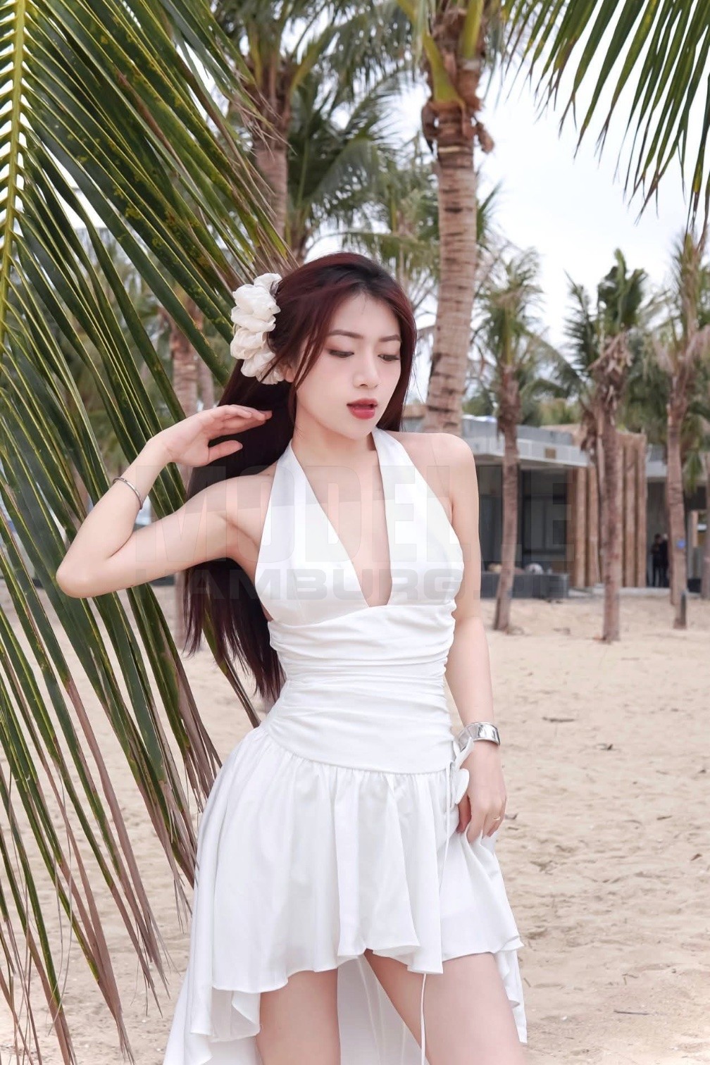 Asia Girl MiuMiu, 23, 160cm, 58kg, 75 C