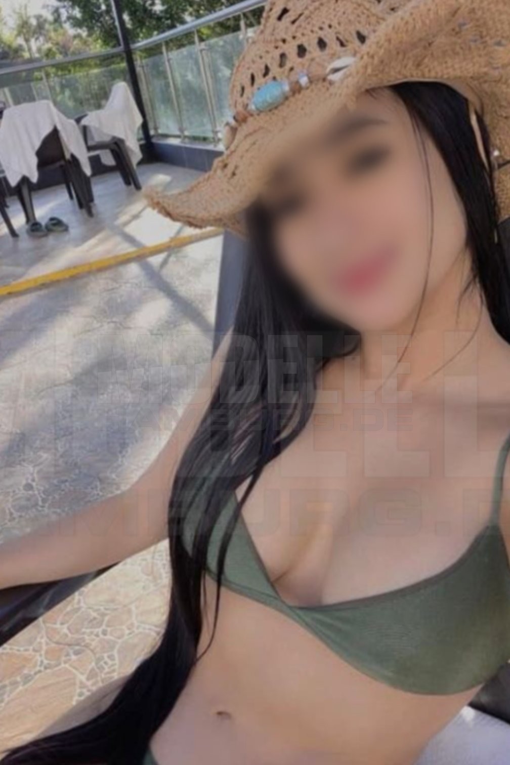 Sara, 24, 162cm, 58kg, 80 B